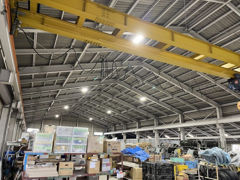 岩原産業㈱倉庫棟ＬＥＤ照明器具更新工事1イメージ