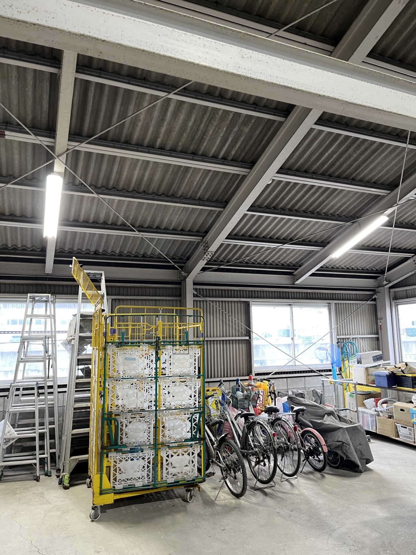 岩原産業㈱倉庫棟ＬＥＤ照明器具更新工事施工写真