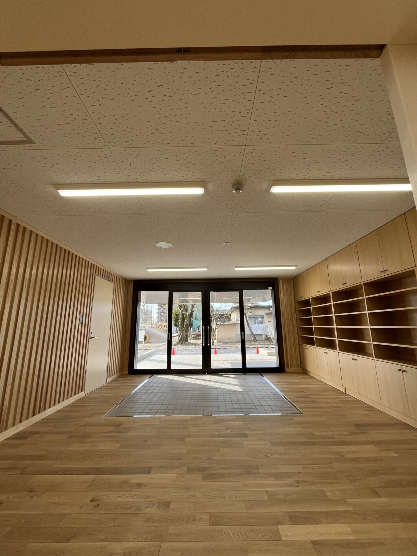 城東小学校屋内運動場長寿命化改修電気設備工事施工写真