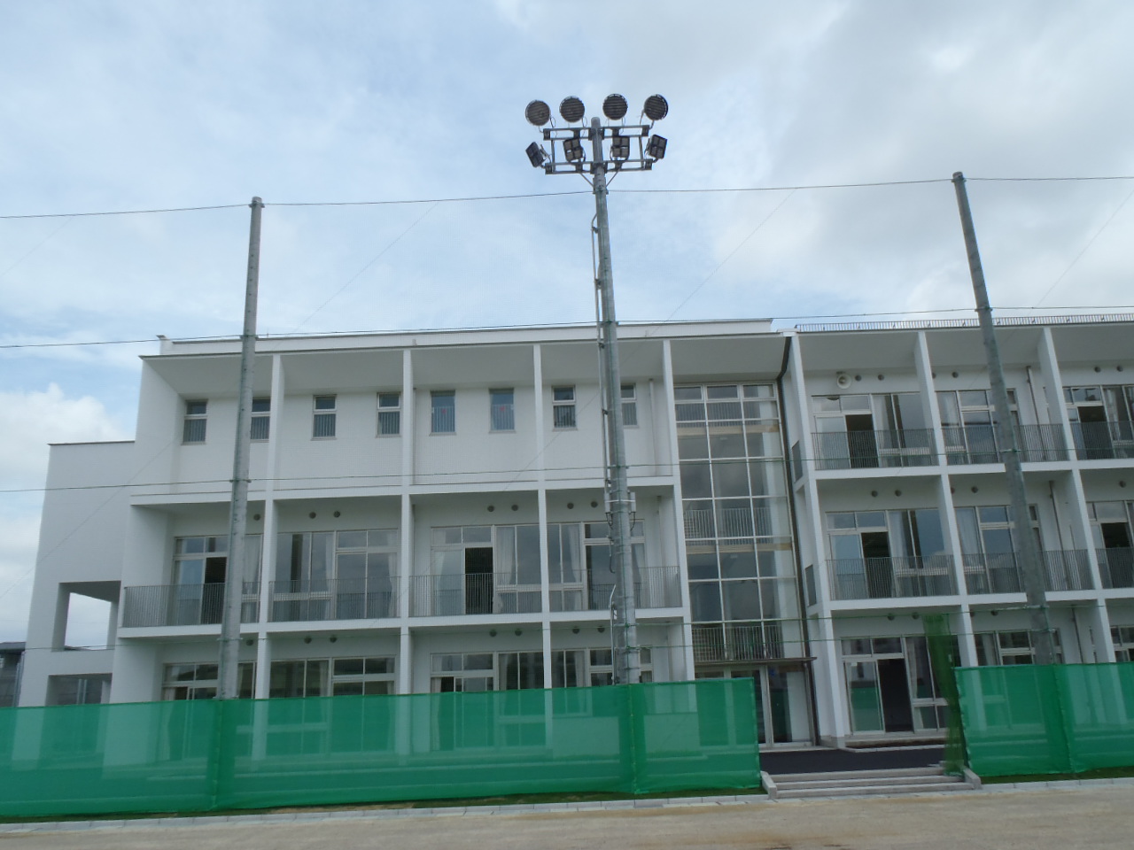 一条中学校夜間照明設備設置工事施工写真