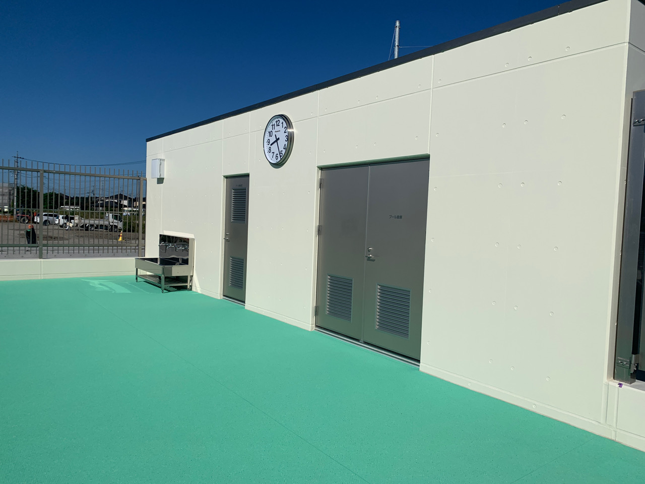 ﾃｸﾉﾎﾟﾘｽｾﾝﾀｰ地区新設小学校屋内運動場その他新築電気設備工事施工写真