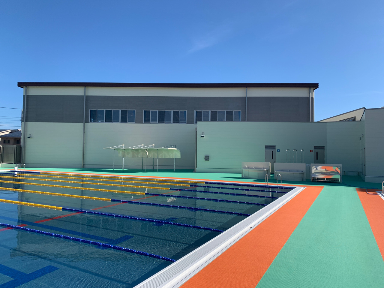 ﾃｸﾉﾎﾟﾘｽｾﾝﾀｰ地区新設小学校屋内運動場その他新築電気設備工事施工写真