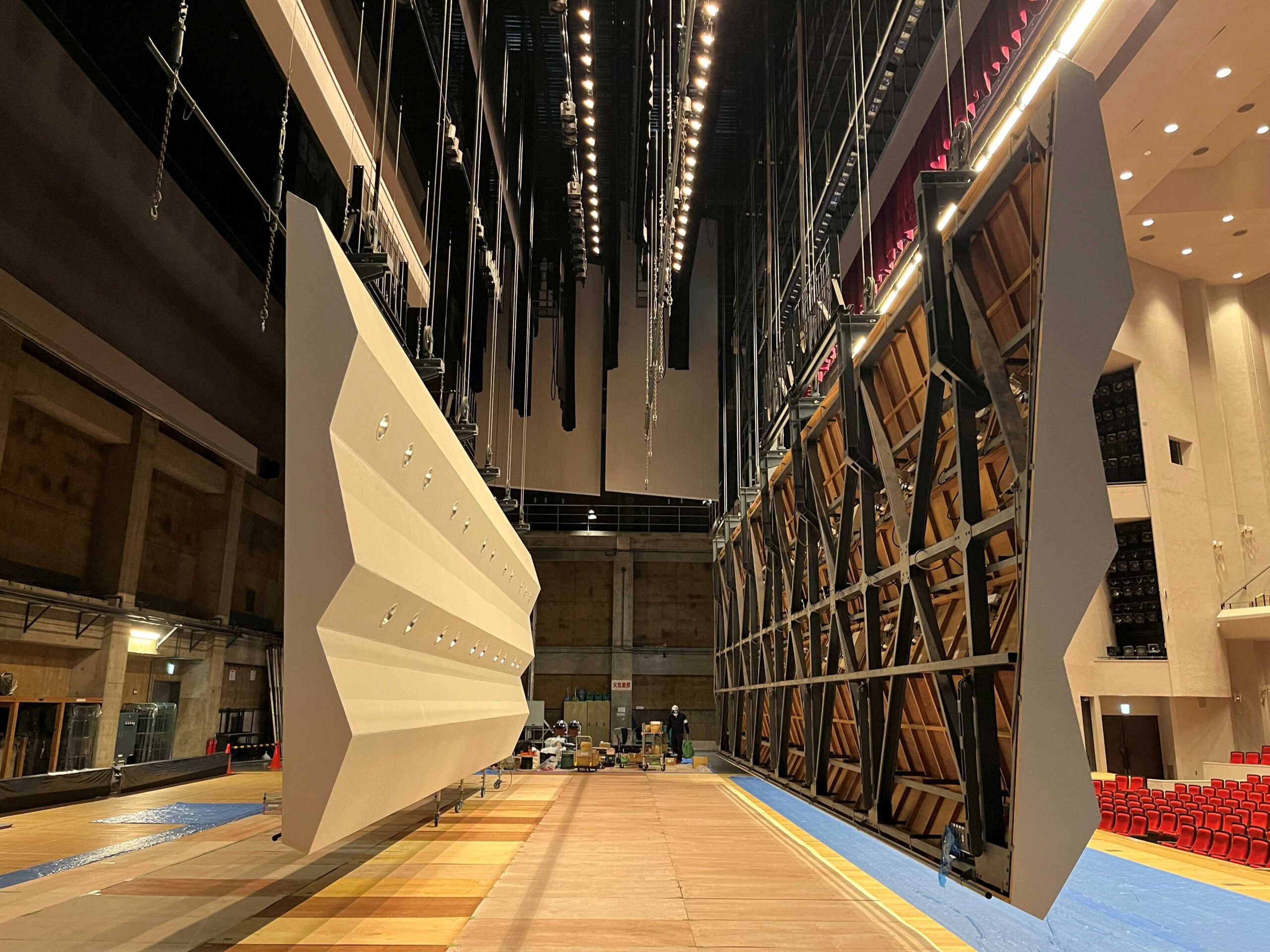 文化会館舞台照明設備その他改修工事施工写真